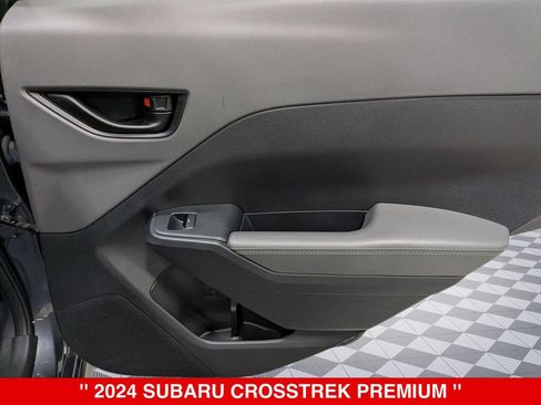Used 2024 Subaru Crosstrek 2.0i Premium AWD/4WD image 31