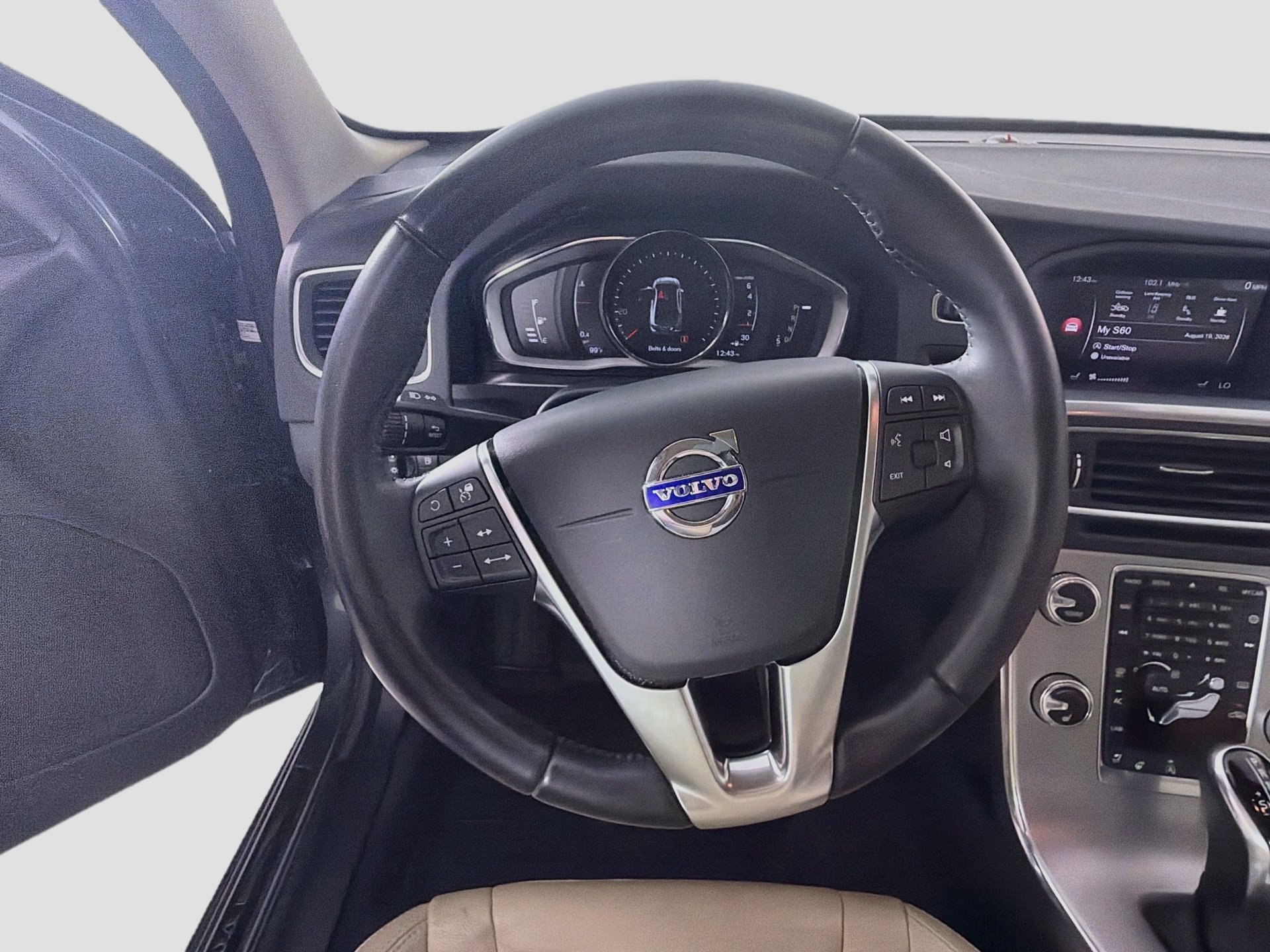 Used 2018 Volvo S60 T5 Dynamic w/ Vision Package FWD image 12