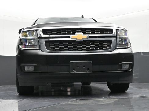 Used 2019 Chevrolet Suburban LT AWD/4WD image 27