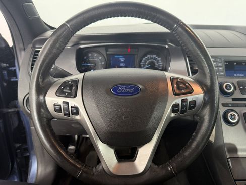 Used 2018 Ford Taurus SEL FWD image 18
