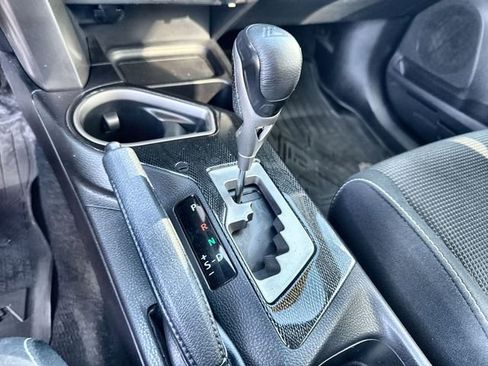 Used 2018 Toyota RAV4 XLE image 27