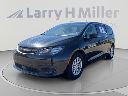 Used 2022 Chrysler Voyager LX