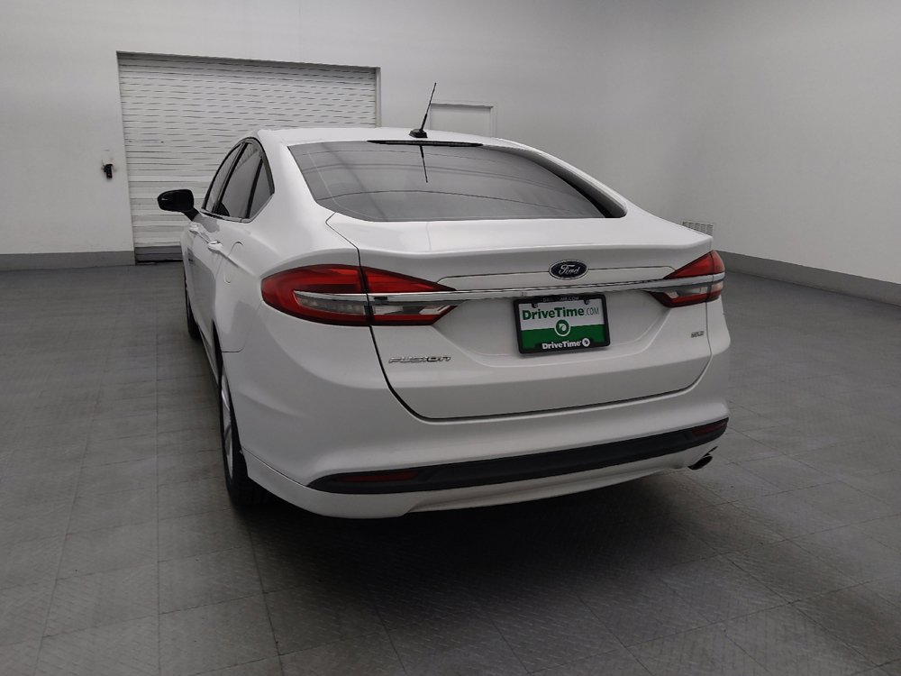 Used 2018 Ford Fusion SE FWD image 6