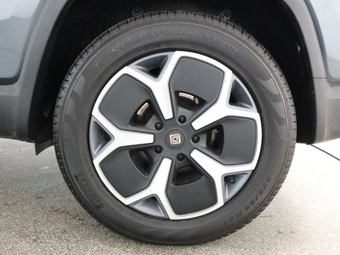 Used 2024 Rivian R1S Adventure AWD/4WD image 7