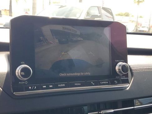 Used 2023 Mitsubishi Outlander ES FWD image 25