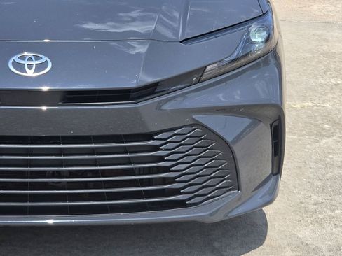 Used 2026 Toyota Camry LE FWD image 4