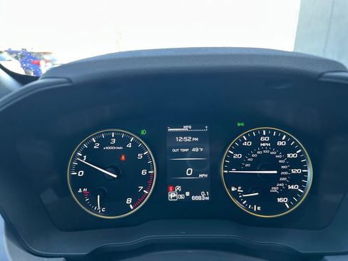 Certified 2025 Subaru Crosstrek 2.5i Sport w/ Crosstrek Mirror Package image 10