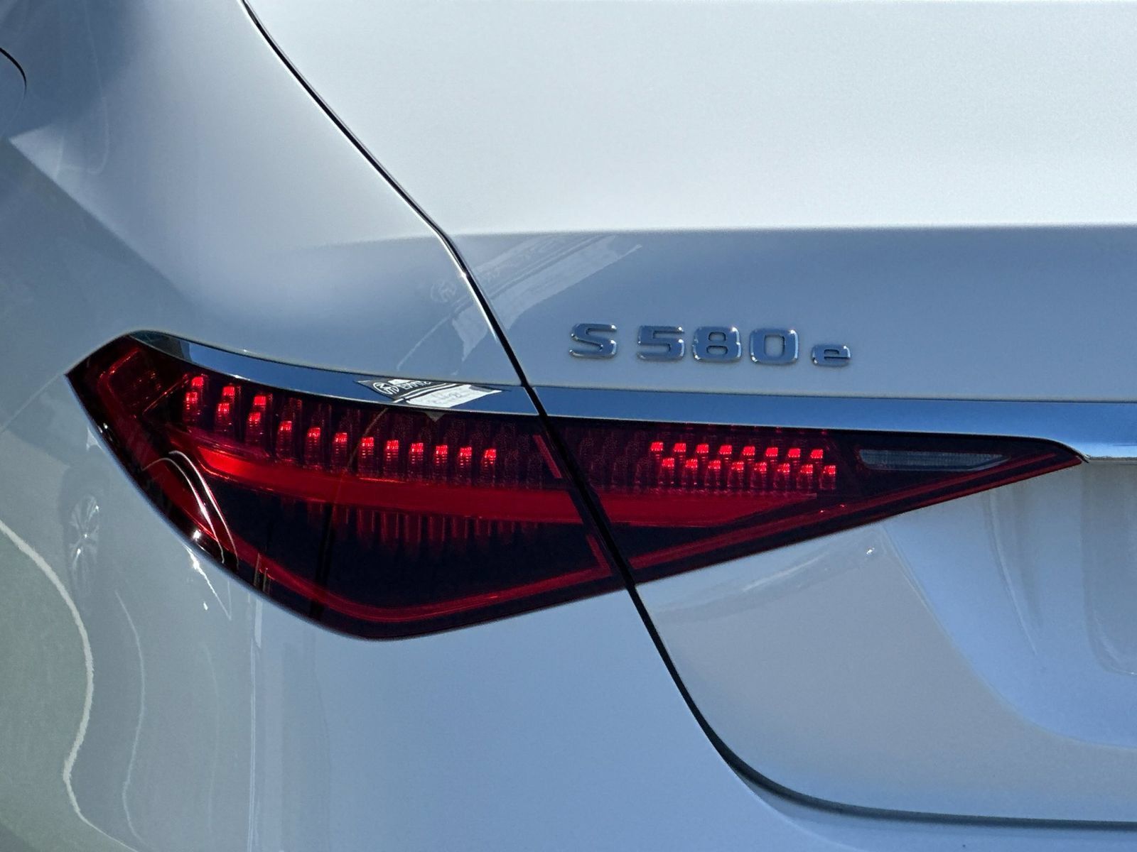 Certified 2026 Mercedes-Benz S 580e 4MATIC Sedan image 34