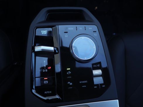 New 2026 BMW iX xDrive45 image 38