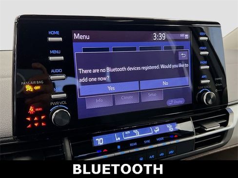 Used 2021 Toyota Sienna LE image 10