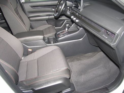 Certified 2025 Honda CR-V Sport image 18