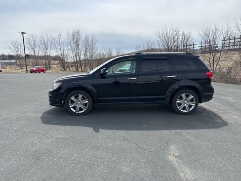 Used 2014 Dodge Journey Limited w/ Flexible Seating Group image 4