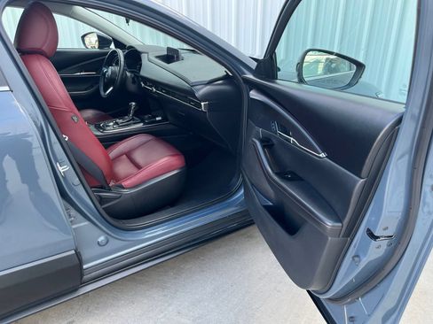 Used 2025 MAZDA CX-30 AWD 2.5 S w/ Preferred Package image 16