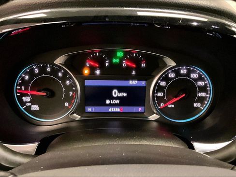 Used 2022 Chevrolet Traverse LT w/ LPO, Cargo Package image 19