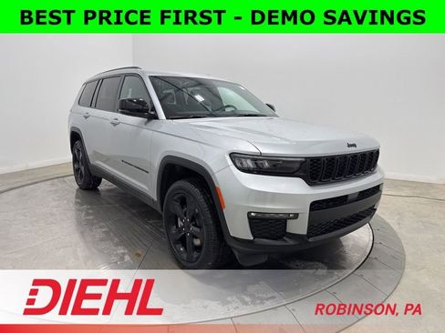 New 2025 Jeep Grand Cherokee L Limited w/ Black Appearance Package AWD/4WD image 1