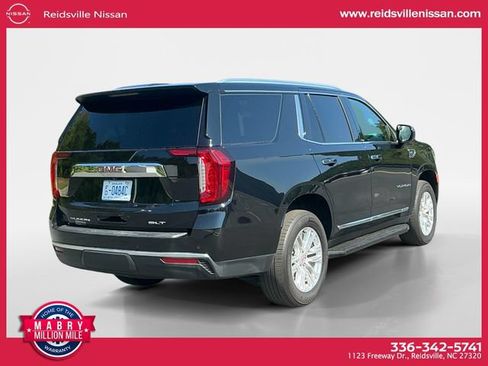 Used 2024 GMC Yukon SLT AWD/4WD image 6