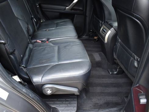 Used 2014 Lexus GX 460 image 38