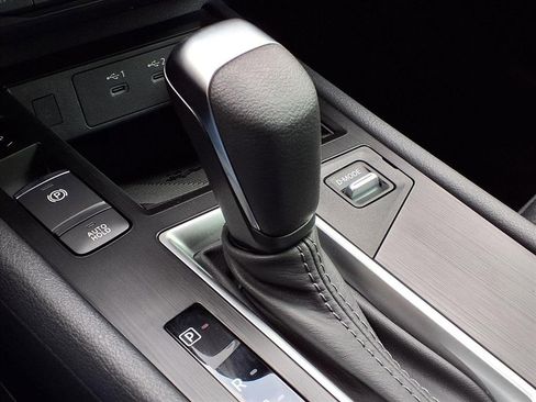 New 2026 Nissan Kicks SV image 16