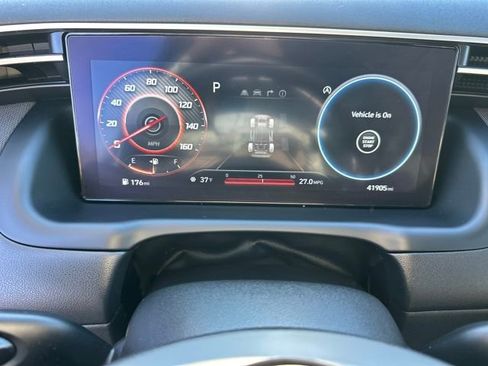 Certified 2022 Hyundai Tucson Limited image 16