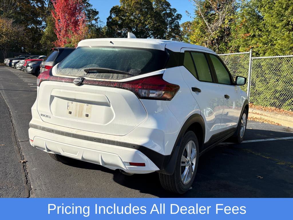 Used 2025 Nissan Kicks Play S FWD image 6