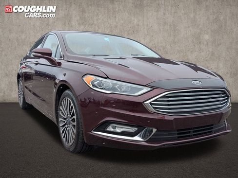 Used 2017 Ford Fusion SE w/ Fusion SE Technology Package image 1
