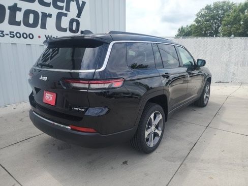 New 2025 Jeep Grand Cherokee L Limited w/ Trailer Tow Package image 18