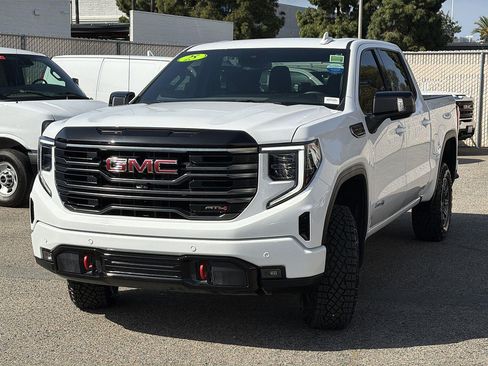 Used 2025 GMC Sierra 1500 AT4 AWD/4WD image 8