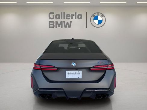 Used 2026 BMW M5 image 9