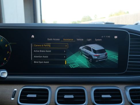 Used 2021 Mercedes-Benz GLE 350 image 28