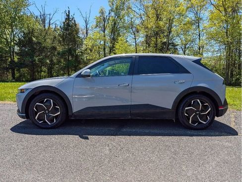 Used 2024 Hyundai Ioniq 5 SEL AWD/4WD image 9