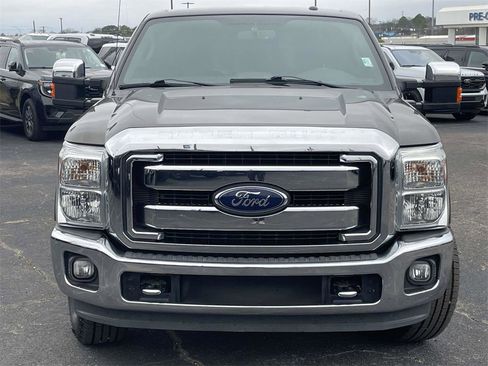 Used 2015 Ford F250 Lariat w/ Lariat Ultimate Package image 8