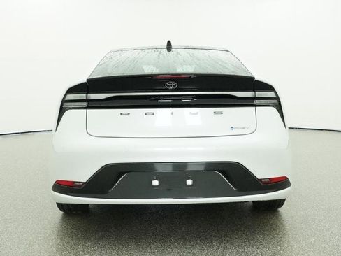 New 2026 Toyota Prius Plug-In Hybrid image 21