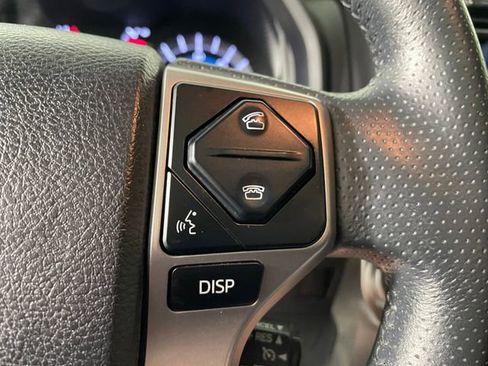 Used 2018 Toyota 4Runner SR5 Premium AWD/4WD image 11