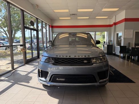 Used 2019 Land Rover Range Rover Sport Supercharged AWD/4WD image 2