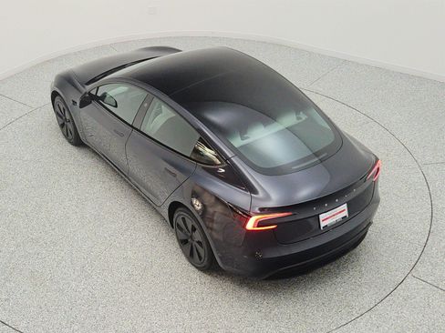 Used 2025 Tesla Model 3 RWD image 27