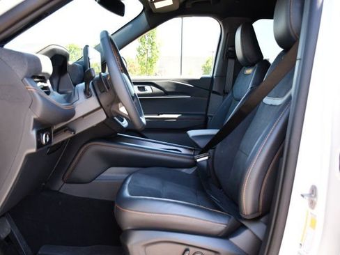 Used 2026 Ford Explorer Tremor w/ Tremor Convenience Package AWD/4WD image 14
