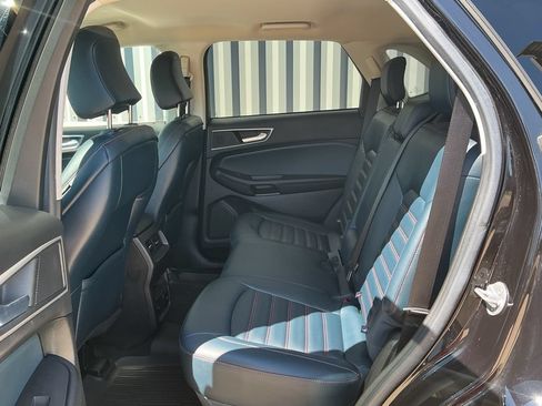 Used 2023 Ford Edge SEL w/ Sport Appearance Package AWD/4WD image 15