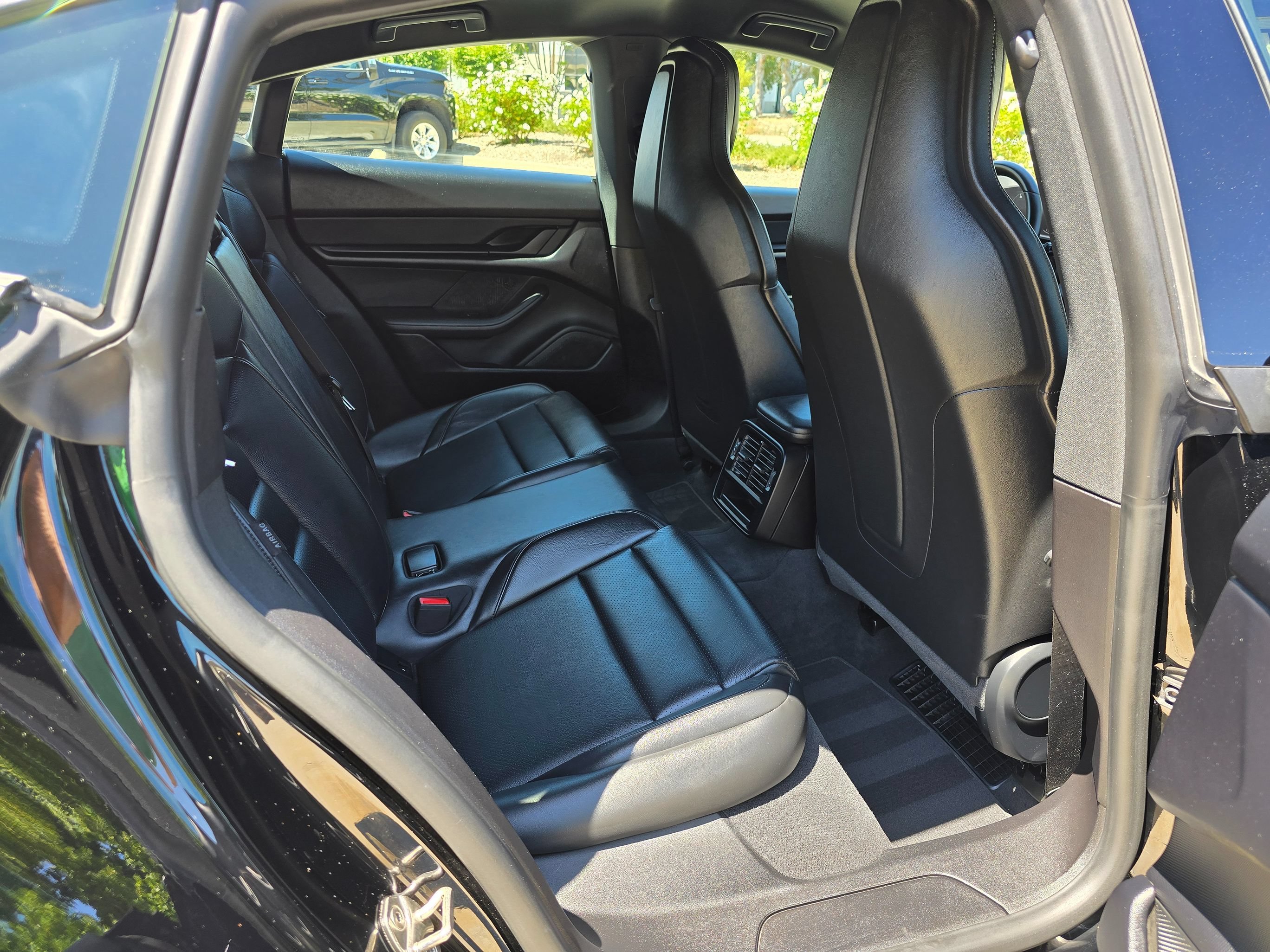 Used 2024 Porsche Taycan RWD image 30