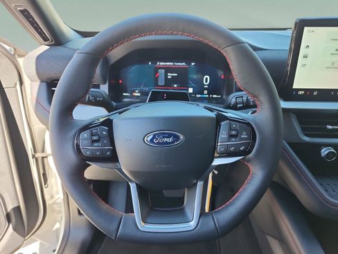 New 2025 Ford Explorer ST-Line w/ Premium Package image 9