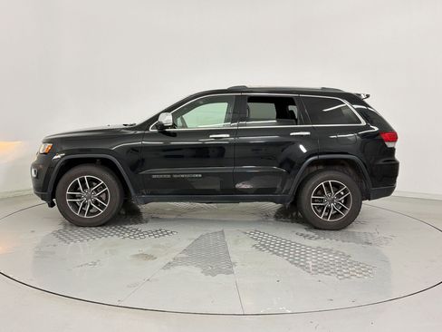Used 2020 Jeep Grand Cherokee Limited w/ Luxury Group II image 2