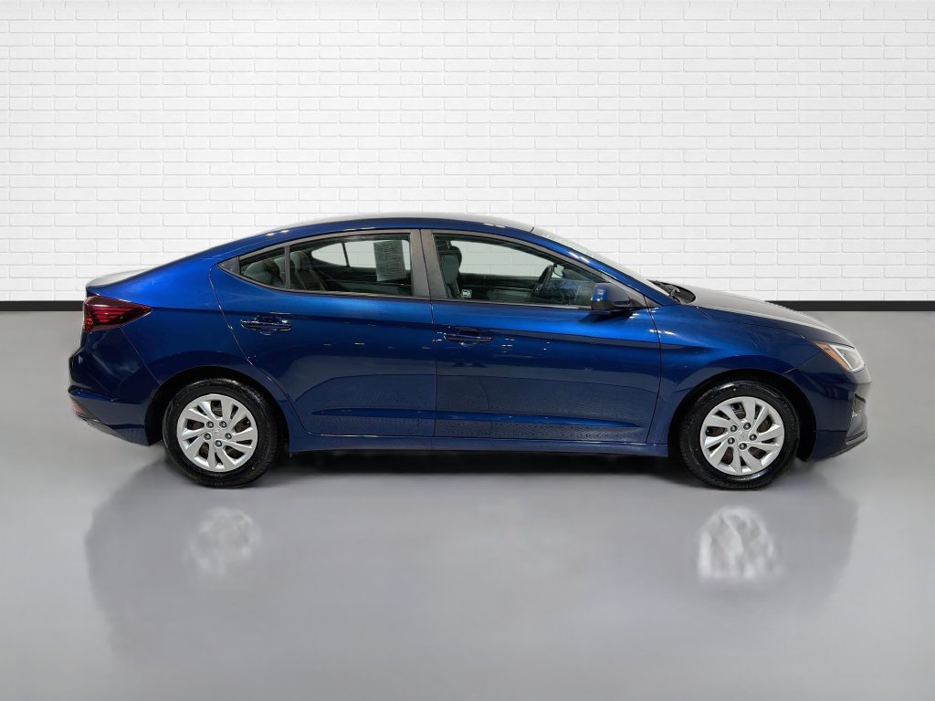 Used 2020 Hyundai Elantra SE FWD image 10