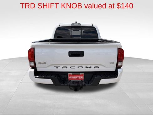 Used 2020 Toyota Tacoma SR AWD/4WD image 8
