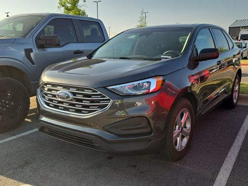 Used 2019 Ford Edge SE FWD image 1