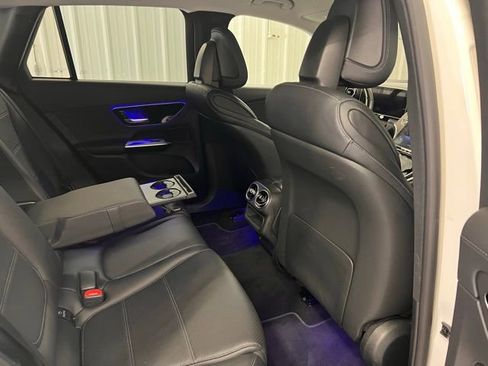 Used 2023 Mercedes-Benz GLC 300 GLC 300 image 20