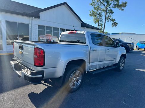 Used 2017 Chevrolet Colorado W/T w/ Custom Special Edition RWD image 4