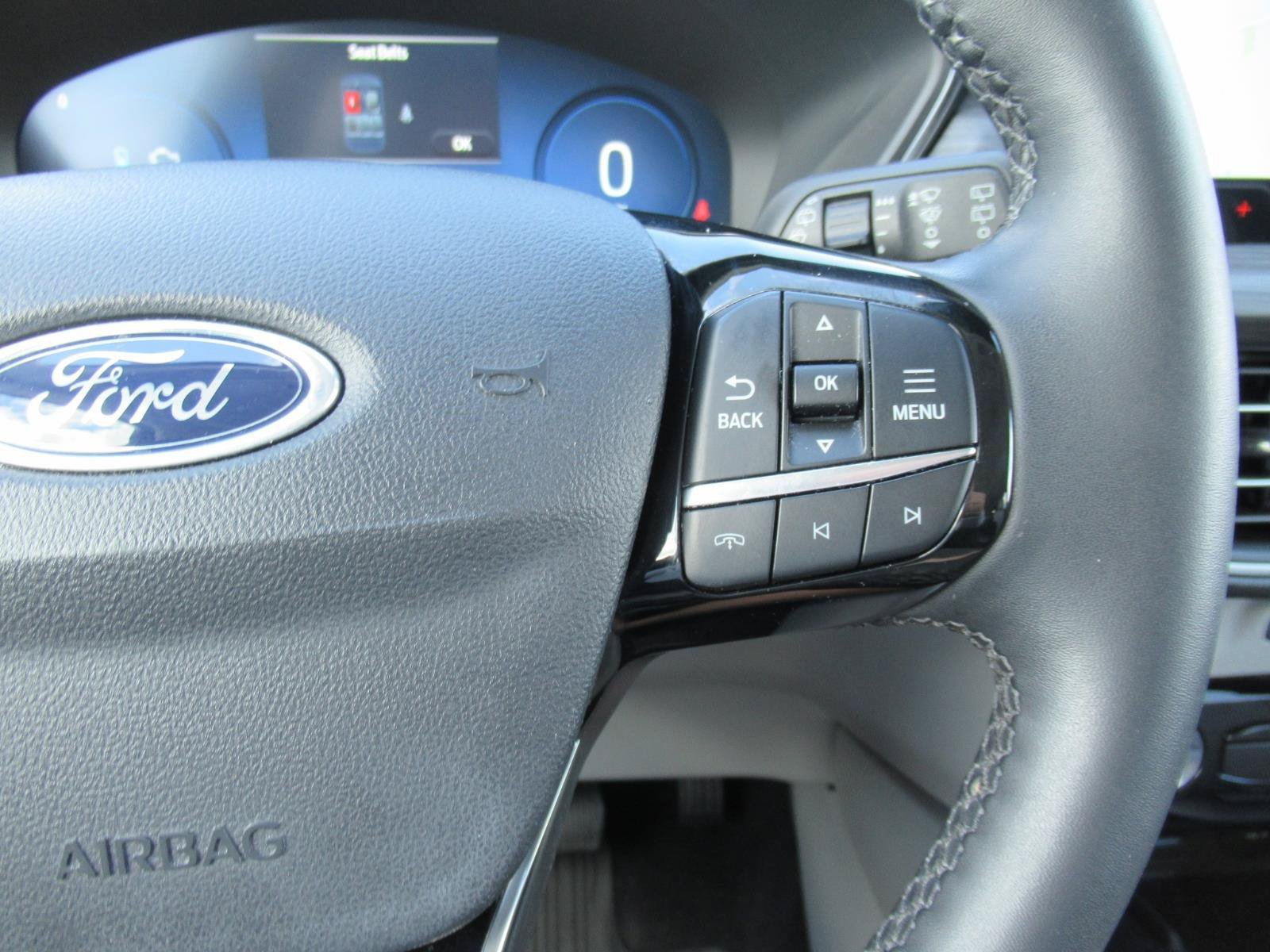 Used 2023 Ford Escape Platinum w/ Premium Technology Package AWD/4WD image 26