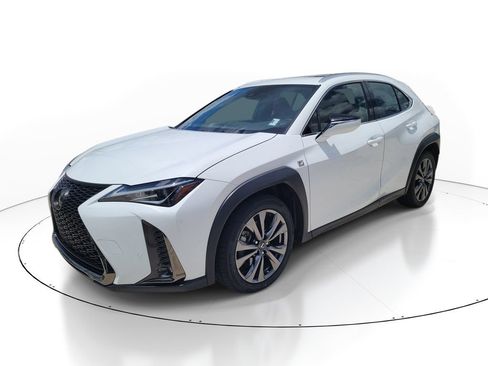 Used 2019 Lexus UX 200 F Sport w/ F Sport Premium Package FWD image 5