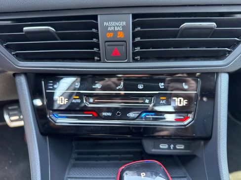 Used 2026 Volkswagen Jetta GLI Autobahn FWD image 19