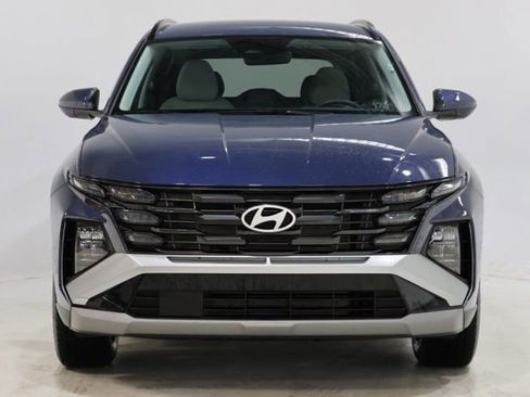 Used 2025 Hyundai Tucson SEL FWD image 2