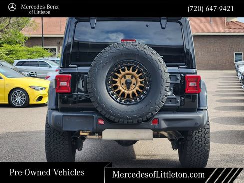 Used 2022 Jeep Wrangler Unlimited Rubicon AWD/4WD image 6